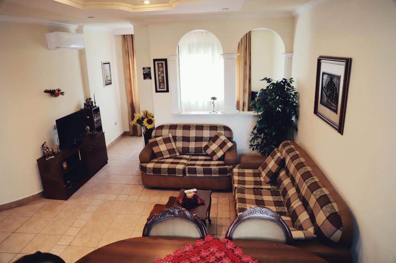 Tirana Taiwan Center Apartment Luaran gambar